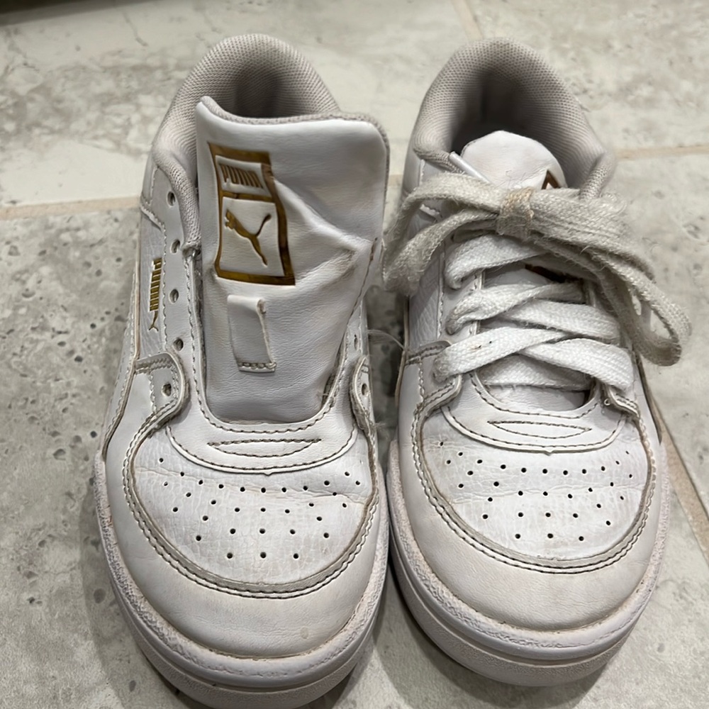 Puma shoes (golden)